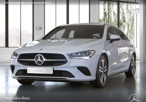 Mercedes-Benz CLA 250, 2022