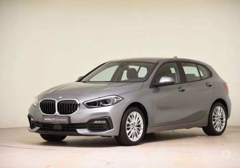 BMW 118, 2023