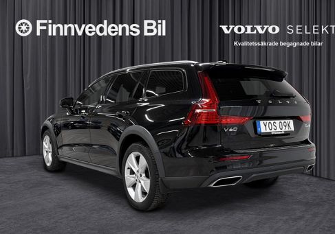 Volvo V60 Cross Country, 2021