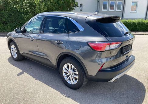 Ford Kuga, 2022