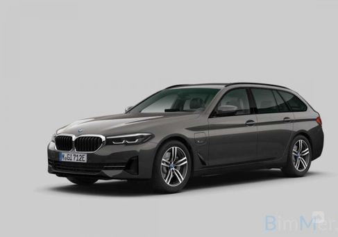 BMW 530, 2021