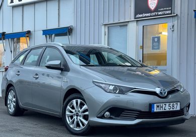 Toyota Auris Touring Sports, 2016