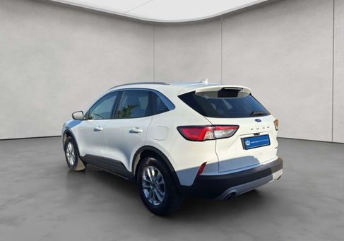 Ford Kuga, 2022