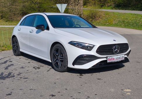 Mercedes-Benz A 180, 2023