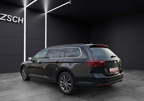 Volkswagen Passat Variant, 2023 3