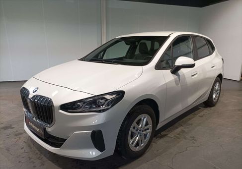 BMW 220, 2022 3