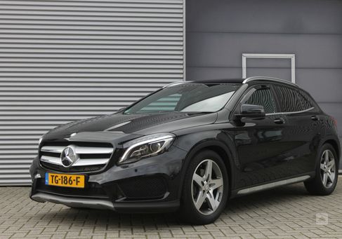 Mercedes-Benz GLA 250, 2015