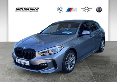 BMW 118, 2022