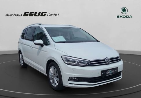 Volkswagen Touran, 2019 3