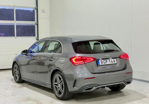 Mercedes-Benz A 180, 2021 3