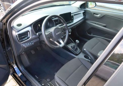 Kia Rio, 2022 3