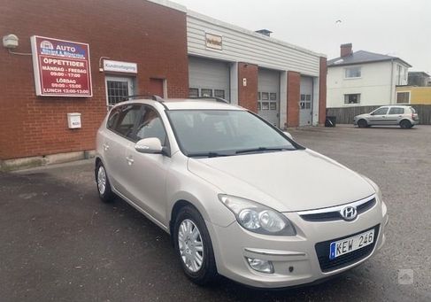 Hyundai i30, 2010