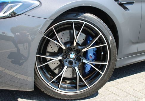 BMW M5, 2021