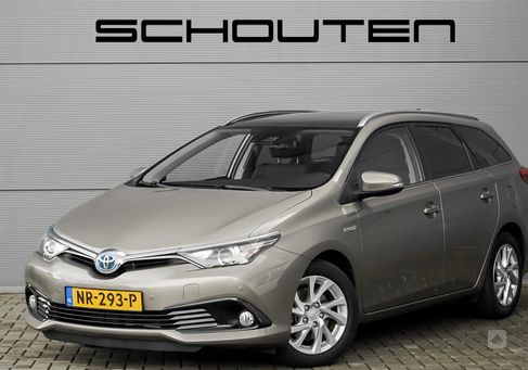 Toyota Auris Touring Sports, 2016