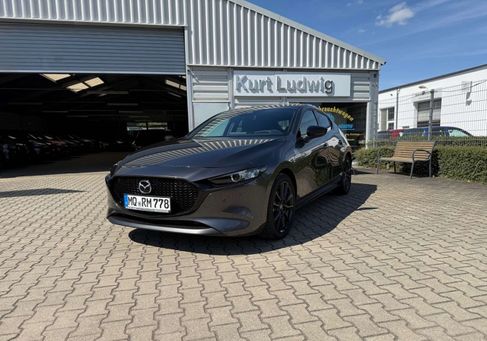 Mazda 3, 2025