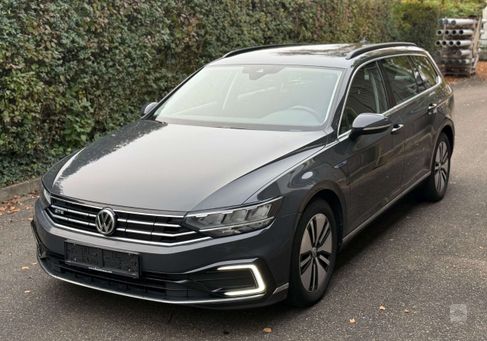 Volkswagen Passat Variant, 2020