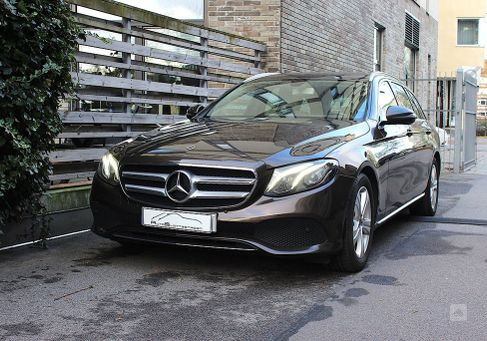 Mercedes-Benz E 200, 2018