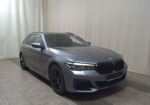 BMW 530, 2021