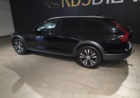 Volvo V90 Cross Country, 2021