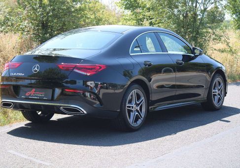 Mercedes-Benz CLA 250, 2022