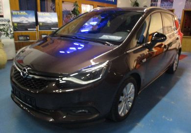 Opel Zafira Tourer, 2017