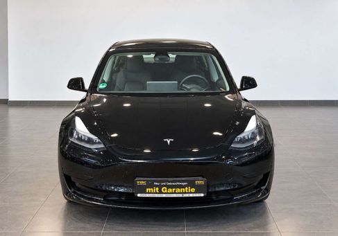 Tesla Model 3, 2022 3