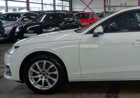 Audi A4, 2022