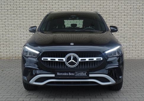 Mercedes-Benz GLA 250, 2024