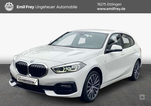 BMW 118, 2023