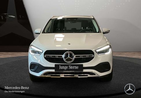 Mercedes-Benz GLA 250, 2021