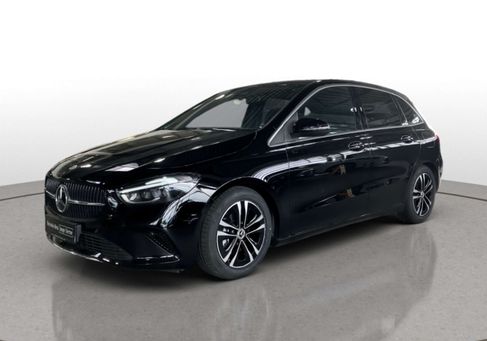 Mercedes-Benz B 180, 2025