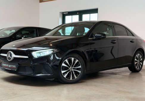 Mercedes-Benz A 180, 2022