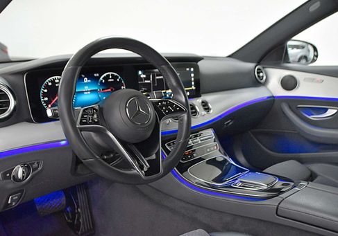 Mercedes-Benz E 200, 2021 2