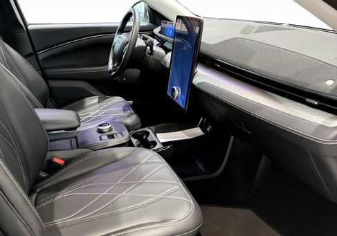 Ford Mustang Mach-E, 2022