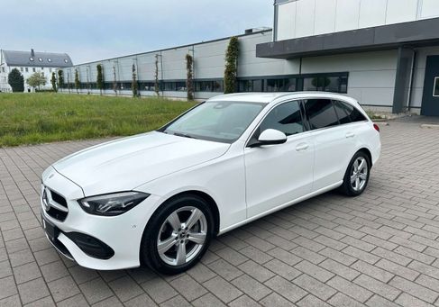 Mercedes-Benz C 200, 2022