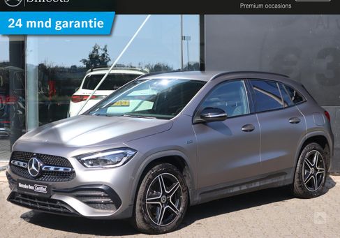 Mercedes-Benz GLA 250, 2020