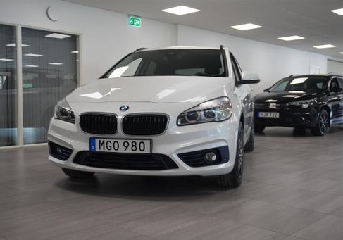 BMW 225 Active Tourer, 2016