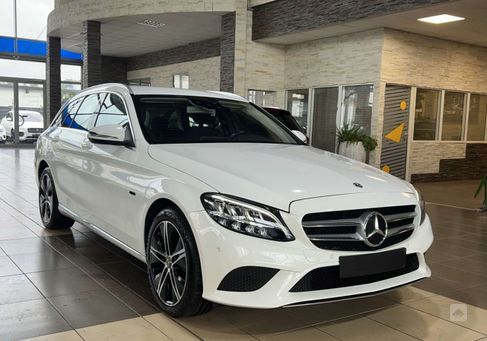 Mercedes-Benz C 300, 2020