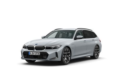 BMW 330, 2026