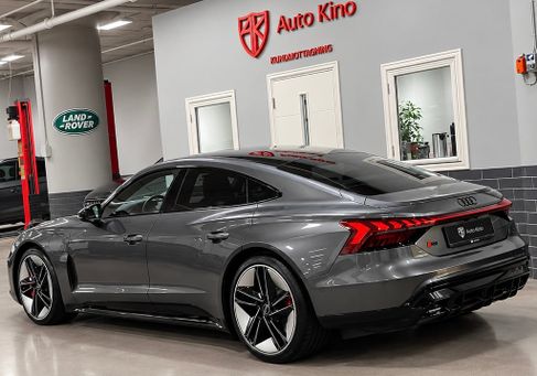 Audi e-tron, 2023 3