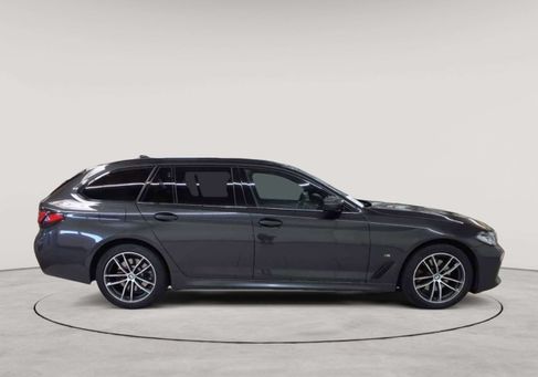 BMW 520, 2022