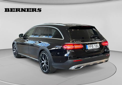 Mercedes-Benz E 220, 2023