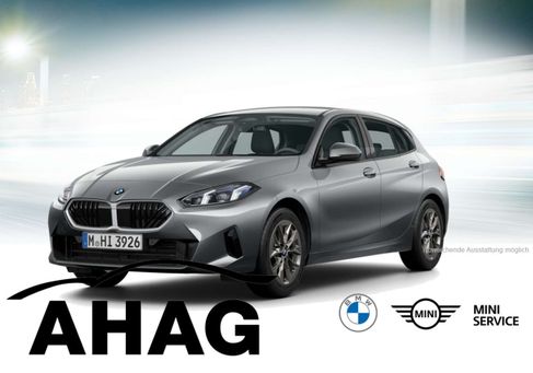 BMW 114, 2025