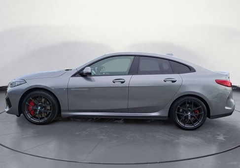 BMW 220, 2022 3