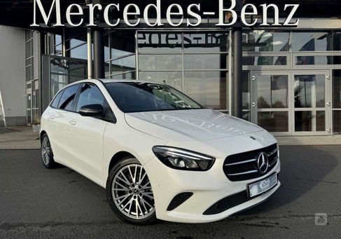 Mercedes-Benz B 200, 2021