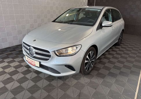 Mercedes-Benz B 250, 2022