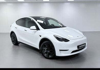 Tesla Model Y, 2023