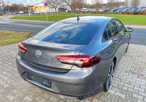 Opel Insignia, 2022 3