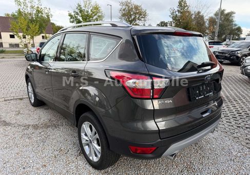 Ford Kuga, 2019