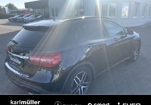 Mercedes-Benz GLA 200, 2019 3